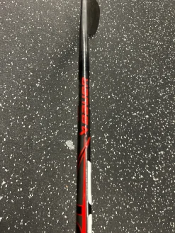 Used Bauer VAPOR X3 Inter One Pce Right Grip 77 Flex