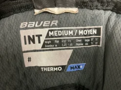 Used Bauer VAPOR 3XPRO Intermediate Shoulder Pads Black And Red MD