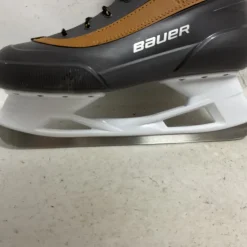 Used Bauer WHISTLER Womens Softboot Skate Brown Senior 11