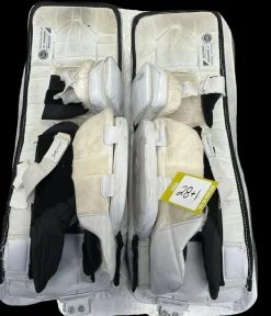 Used Bauer X700 Goalie Leg Pads Junior White And Black 28"