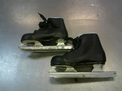 Used BOB SKATE Double Runner Skate Black Youth 09.0