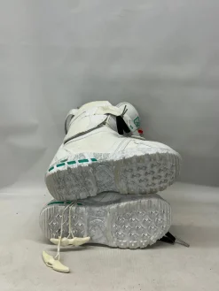 Used Burton AXEL Womens Snowboard Boots White Senior 6.5