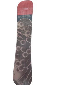 Used Burton CHARGER Womens 142 cm Snowboard