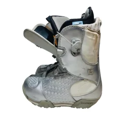 Used Burton EMERALD Junior 04 Girls Snowboard Boots