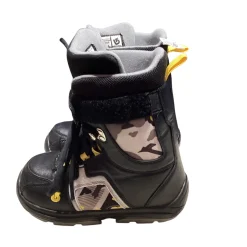 Used Burton FREESTYLE Boys Snowboard Boots Black Junior 05