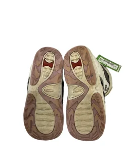 Used Burton Freestyle Girls' Snowboard Boots Size 6