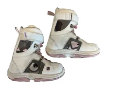 Used Burton FREESTYLE Girls Snowboard Boots None Junior 03