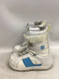 Used Burton FREESTYLE Girls Snowboard Boots White Junior 03