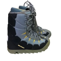 Used Burton GIRLS Girls Snowboard Boots Black Junior 04