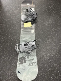 Used Burton LTR 155W Mens Board/Bindings Black 155 cm