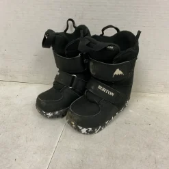Used Burton MINI-GROM Boys Snowboard Boots Black Youth 09.0