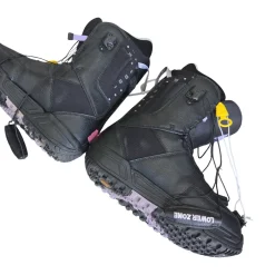 Used Burton MINT BOOTS WOMENS 7 Womens Snowboard Boots Black Senior 7