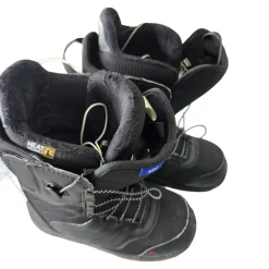 Used Burton MINT WOMENS QUICK LACE BOOTS Womens Snowboard Boots Black Senior 7