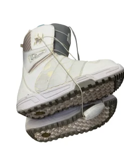 Used Burton MINT Womens Snowboard Boots White Size 9