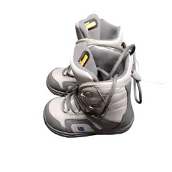 Used Burton MOTO KIDS Junior 04 Girls' Snowboard Boots