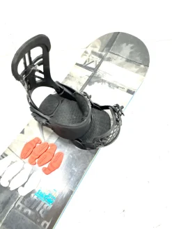 Used Burton PROCESS W/ S/M UNION BINDINGS Boys Board/Binding Black 138 cm