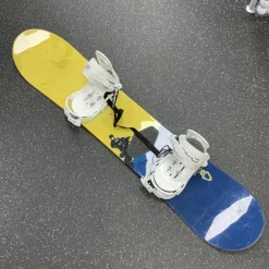 Used Burton PUNCH Boys Board/Binding Yellow 133 cm
