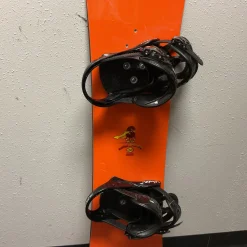 Used Burton SUPER HERO SMALLS Boys Board/Binding Orange 130 cm
