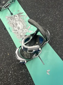 Used Burton TALENT SCOUT Womens Board/Bindings Teal 149 cm