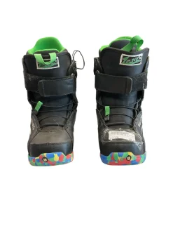 Used Burton ZIPLINE SZ 5 Boys Snowboard Boots Black Junior 05