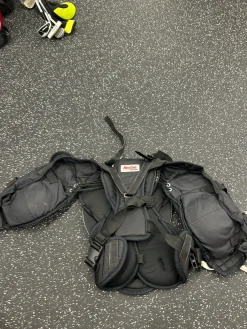 Used CCM BLOCKADE Youth Body Armor XL