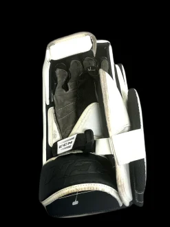 Used CCM E-FLEX 5.5 Senior Goalie Blocker White