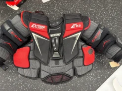 Used CCM EXTREME E 2.5 Youth Body Armor MD