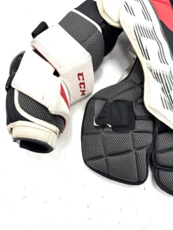 Used CCM EXTREME FLEX 5.9 Inter Body Armor SM