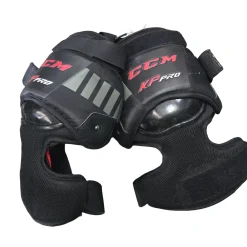 Used CCM KP PRO KNEE PADS Goalie Accessory