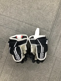 Used CCM LTP Youth Gloves Black 8"