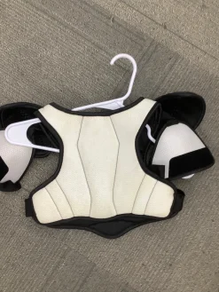 Used CCM LTP Youth Shoulder Pads MD
