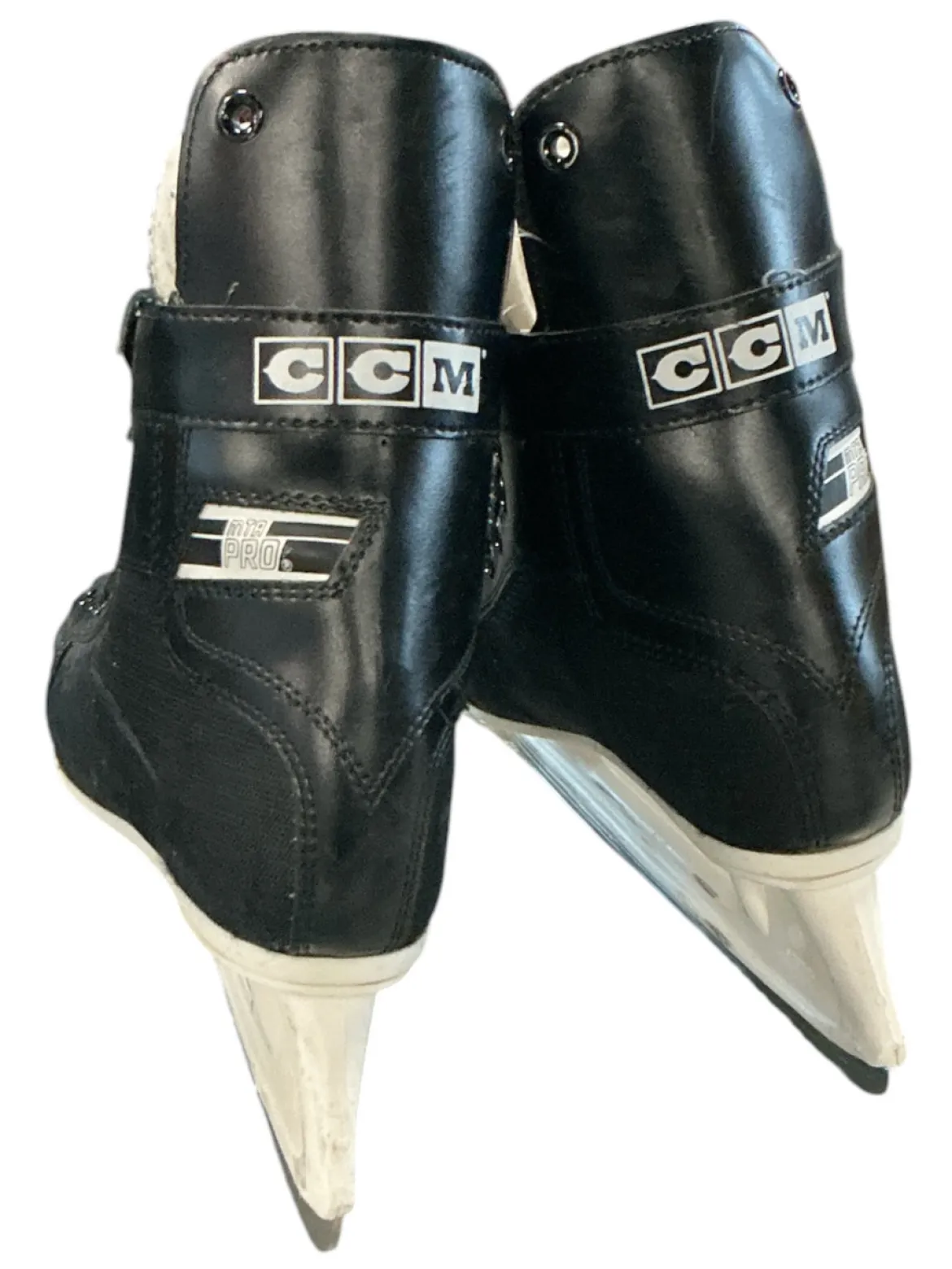 Used CCM MTA PRO Senior Hockey Skate Senior 9