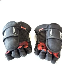 Used CCM NEXT Junior Gloves Black 11