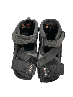 Used CCM QLT Junior Elbow Pads SM