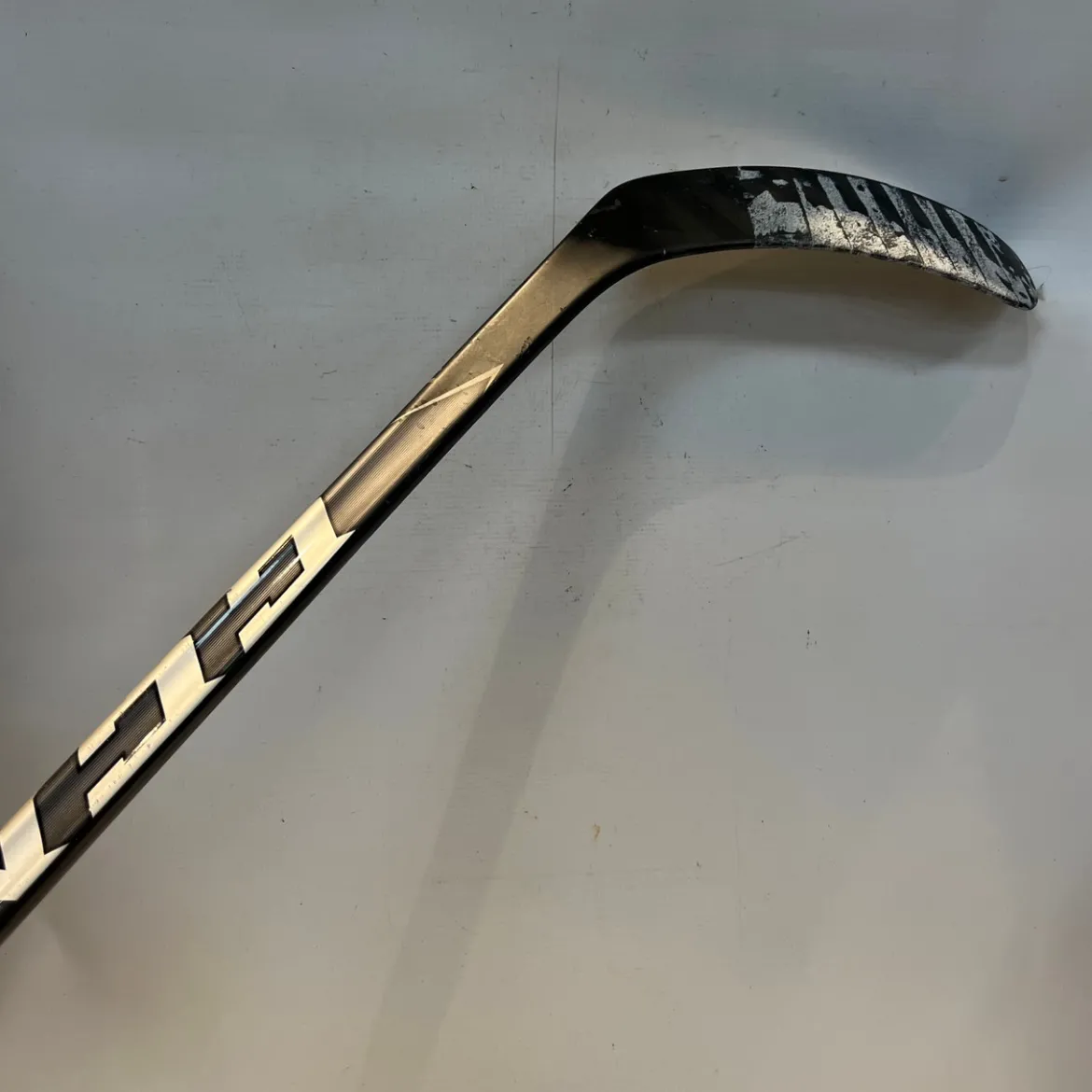 Used CCM RIBCORE 64K Senior One Piece Left 95 Flex