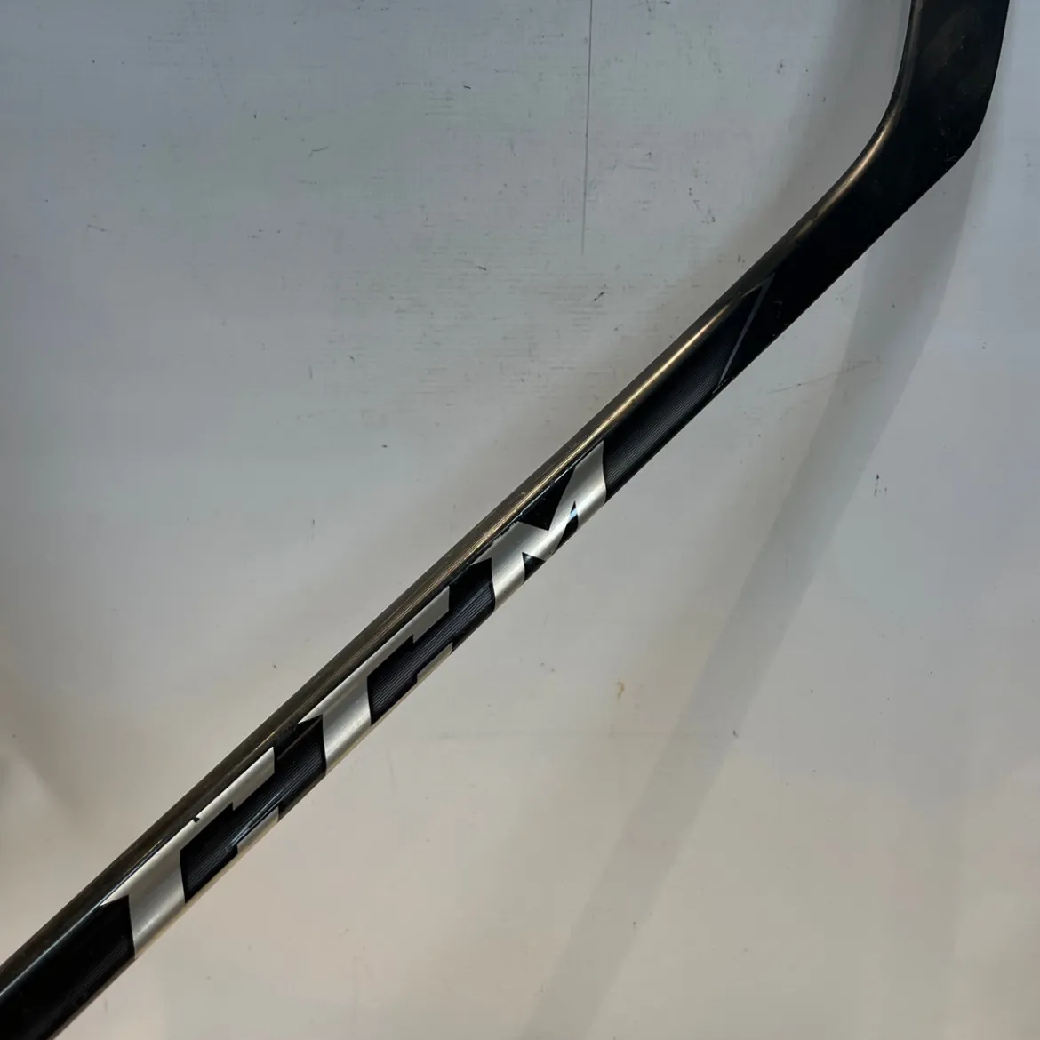Used CCM RIBCORE 64K Senior One Piece Left 95 Flex