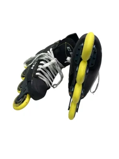 Used CCM SUPER TACKS 9350 R Junior Rec Fitness Skates Black Junior 05
