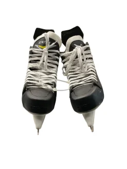 Used CCM TACKS 1092 Senior Hockey Skate Senior 9