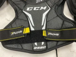 Used CCM TACKS 9550 Youth Shoulder Pads Black And Yellow SM