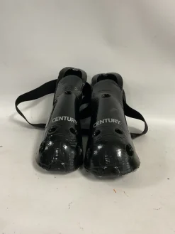 Used Century Martial Arts Foot Pads Black Senior