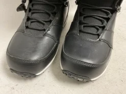 Used Chamonix Mens Snowboard Boots Black Senior 12