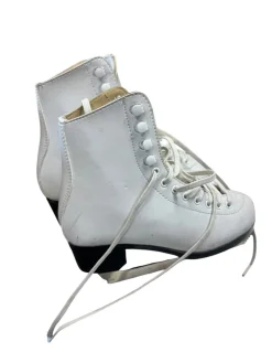 Used CHIMO TARA Girls Figure Skate White Junior 02