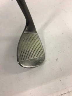 Used Cleveland CG16 Golf Chipper RH 50 Degree