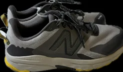Used Climbing Shoes Senior 11.5