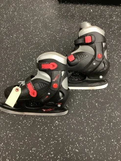 Used COUGAR ADJUSTABLE SKATES Double Runner Skate Black Adjustable