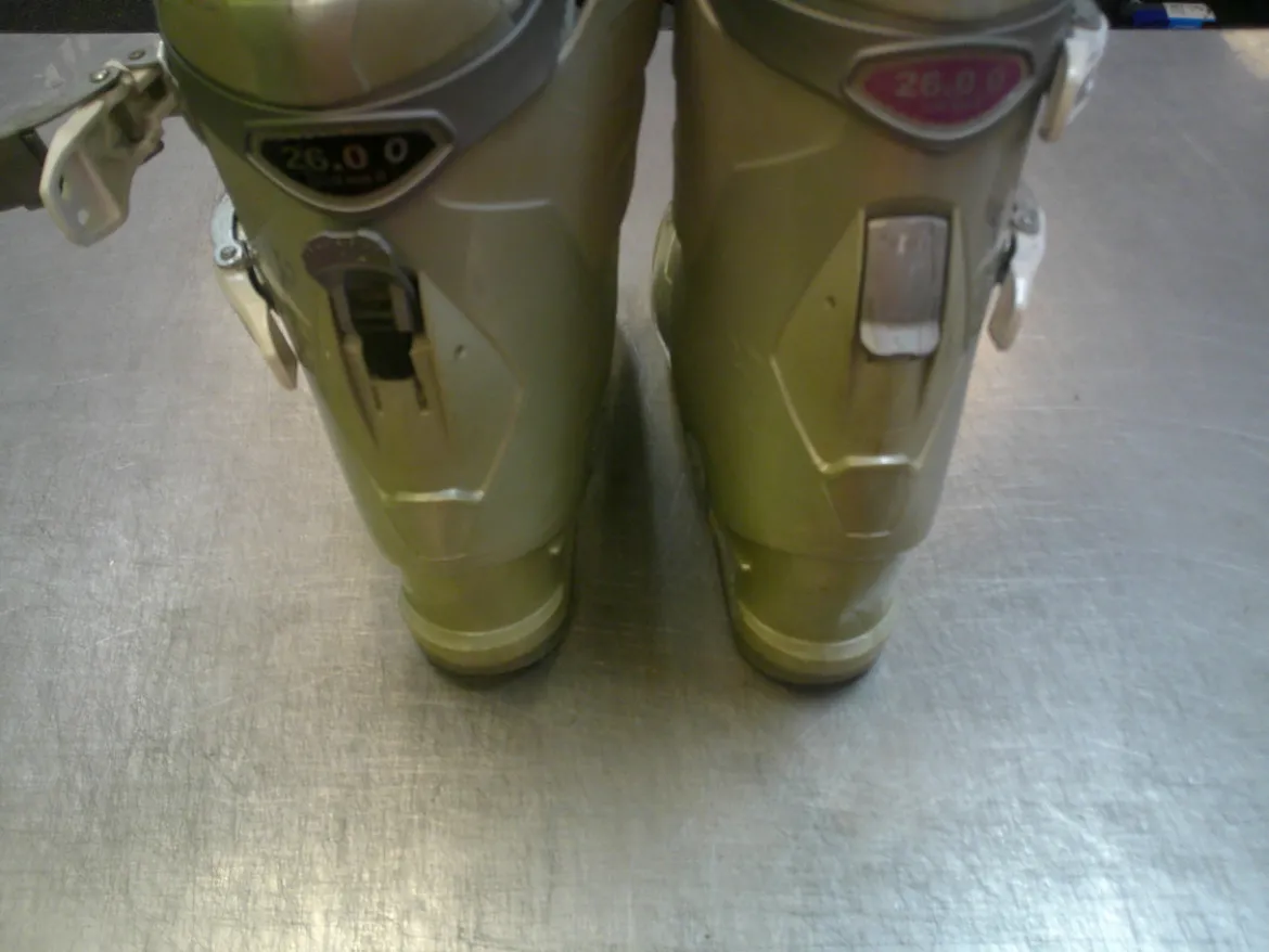 Used Dalbello VANTAGE Womens DH Ski Boot White 260 MP - M08 - W09