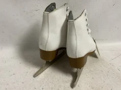 Used DBX Figure Skates White Junior 04