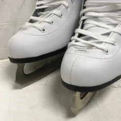 Used DBX Women's Figure Skates White Senior 6