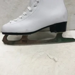 Used DBX Women's Figure Skates White Senior 6