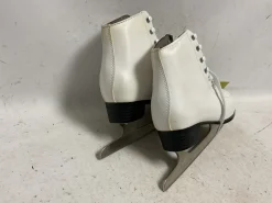 Used DBX Women’s Figure Skates White Senior 5